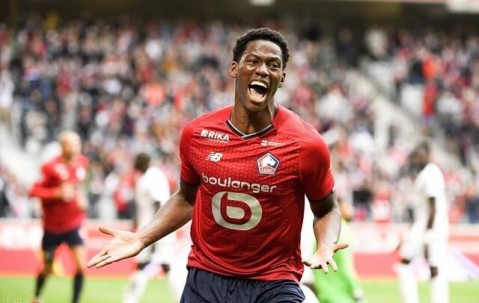 百家乐玩法-日内瓦凯旋，法甲卫冕冠军硬仗不可少(蝉联冠军厉害还是卫冕冠军厉害)